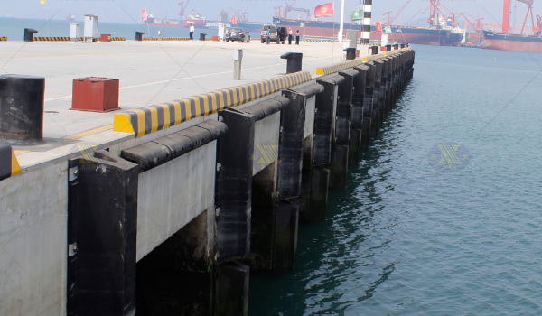 αψίδα-φτερό